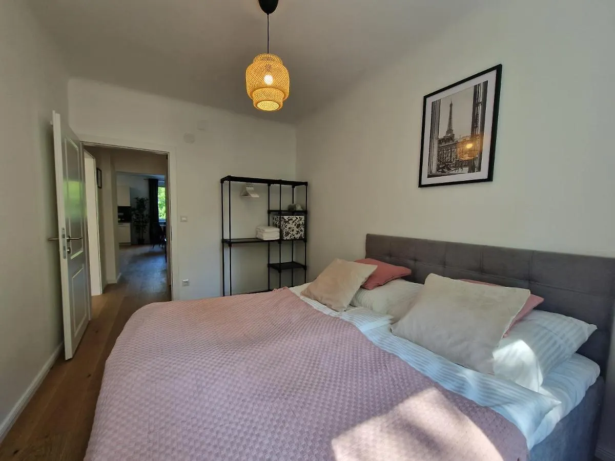 Feelhome-Donau-6 Gaeste-Wifi-Smart Tv Vídeň Apartmán