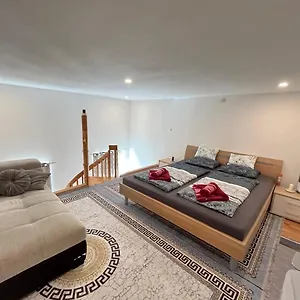 Traum Haus Apartment