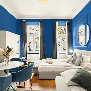 - 2 Min To U1 Reumannplatz Apartment
